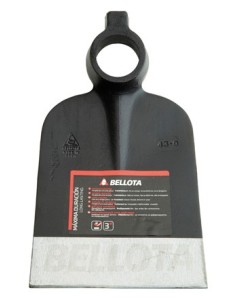 Azada Bellota con mango