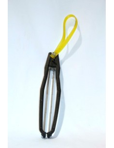 Pinza para cosechar aceitunas